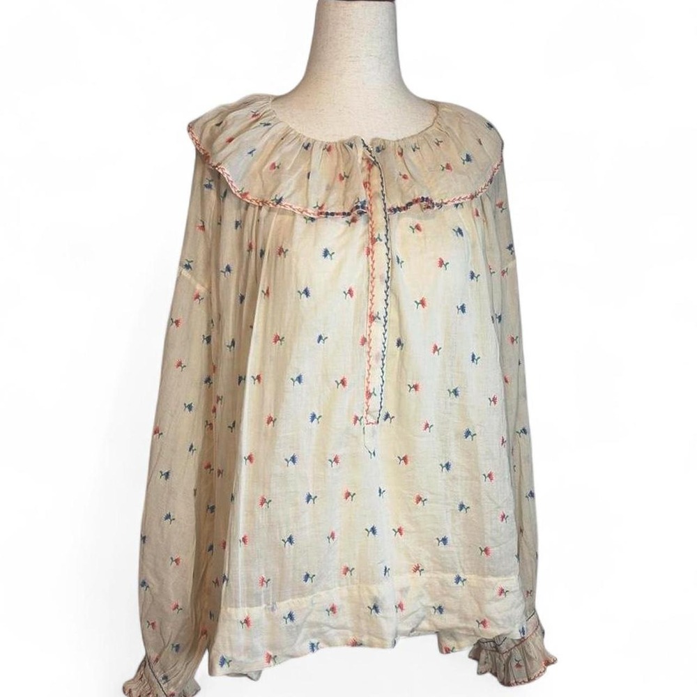 Doen Ethel Embroidered Blouse in Ecru. Size Small